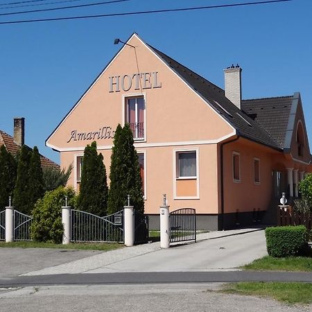 Hotel Amarillis Győr Extérieur photo